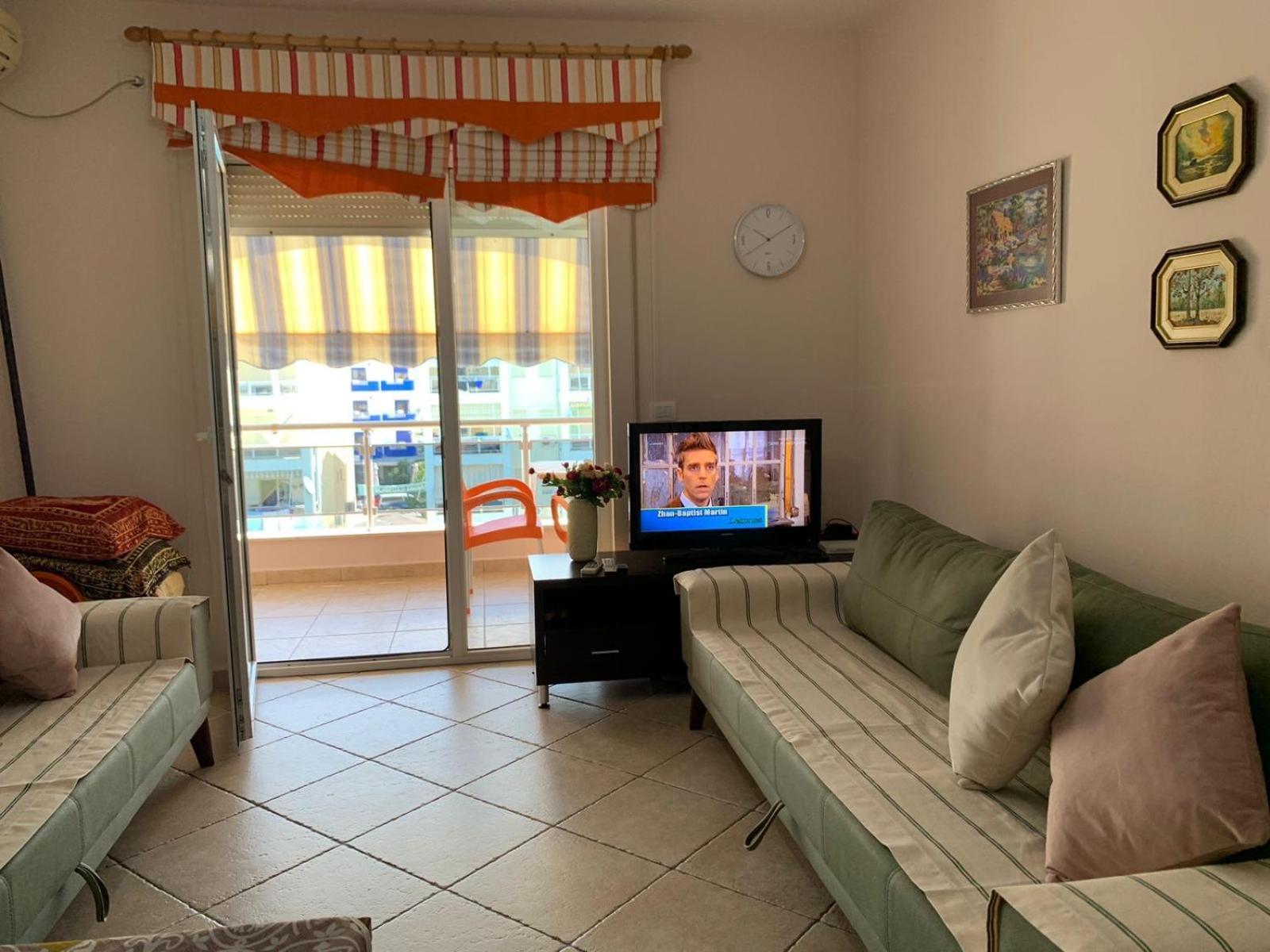 Arbi'S Pool View Apartment Голем Екстер'єр фото