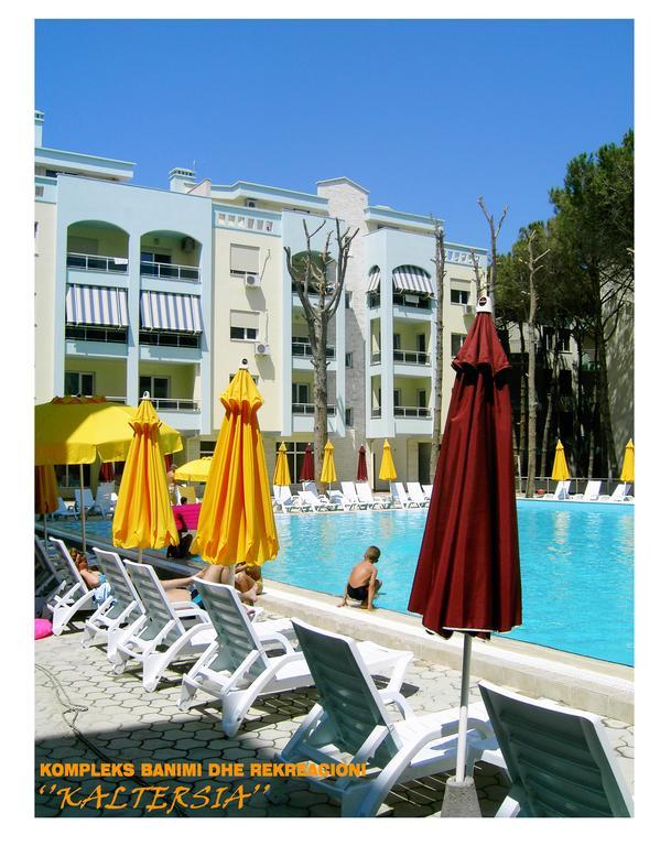 Arbi'S Pool View Apartment Голем Екстер'єр фото