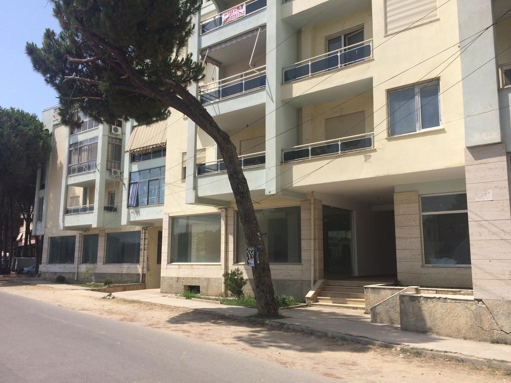 Arbi'S Pool View Apartment Голем Екстер'єр фото