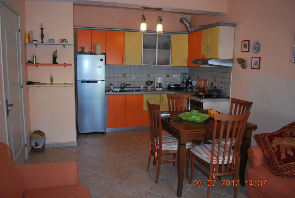 Arbi'S Pool View Apartment Голем Екстер'єр фото